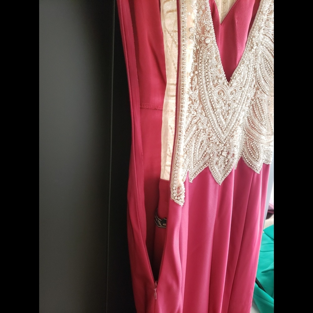 Elegant Evening Maxi Dress - Picture 7 of 7